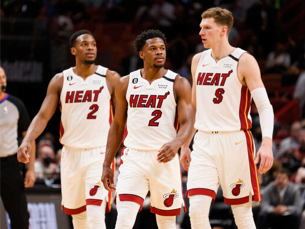 乐鱼体育（leyu）携手kayun sports推出专业的乐鱼体育官网,zh-cn-leyu.me 提供丰富的体育最新活动及游戏娱乐场内容。用户通过网页版登录入口地址或APP下载,随时随地享受高清赛事直播与丰富娱乐互动。平台设有多种体育竞猜玩法与游戏体验,安全可靠,专业服务,致力于打造玩家信赖的在线娱乐平台。-1